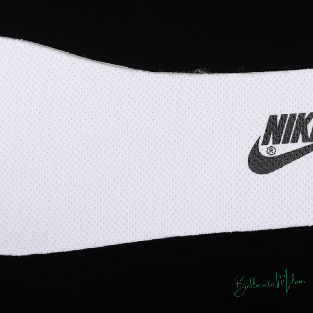 Dunk Low "Triple White"