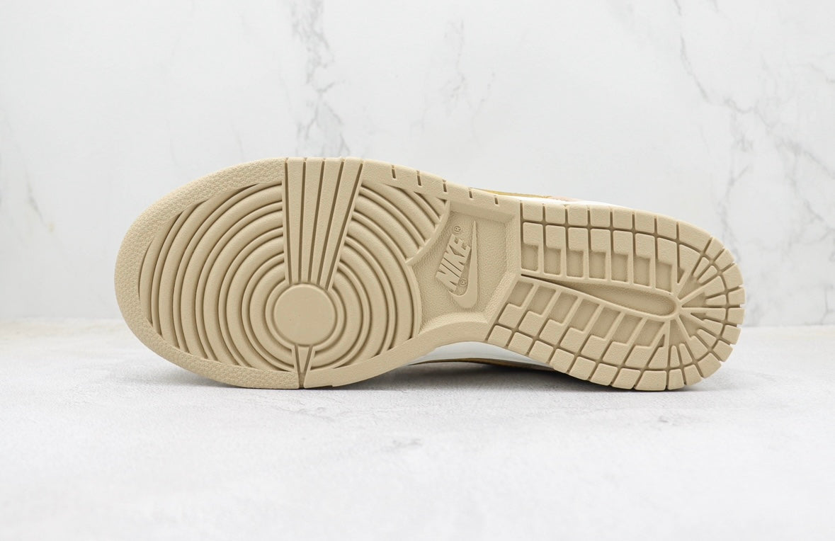 Dunk Low Phantom Metallic Gold