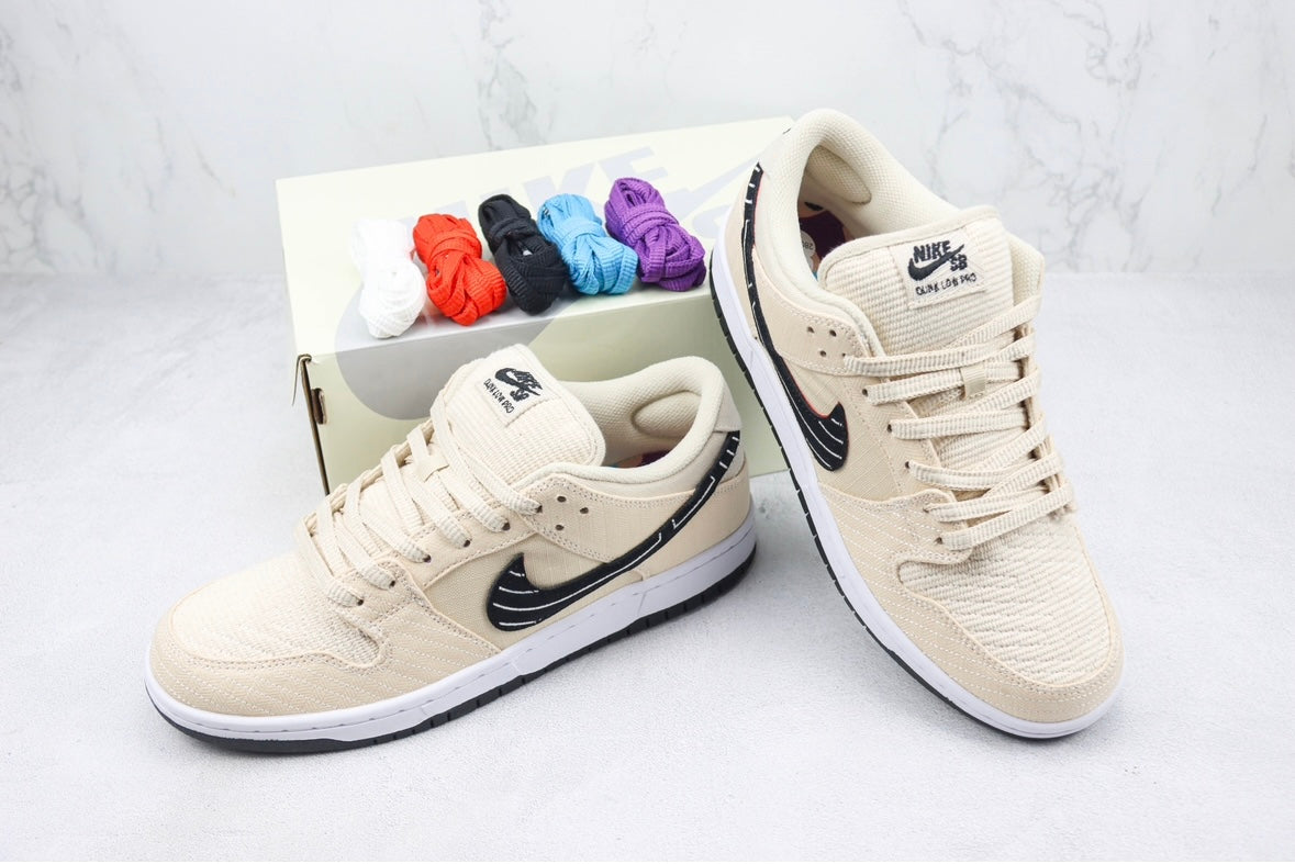 SB Dunk Low Albino & Preto 'Jiu-Jitsu'